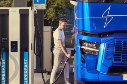 Ready to Move: A framework for decarbonising UK HGVs